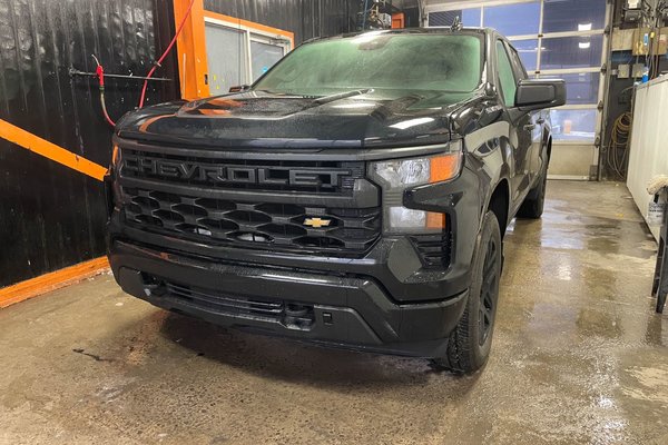 Silverado 1500 CUSTOM CREW 4X4 *CARPLAY* BEDLINER GR RERMORQ WIFI