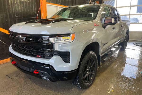 Silverado 1500 LT TRAIL BOSS CREW 4X4 DIESEL *TOIT* NAV CUIR BOSE