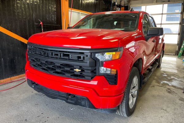 Silverado 1500 CUSTOM CREW 4X4 *CARPLAY* GR REMORQ MARCHE PIEDS