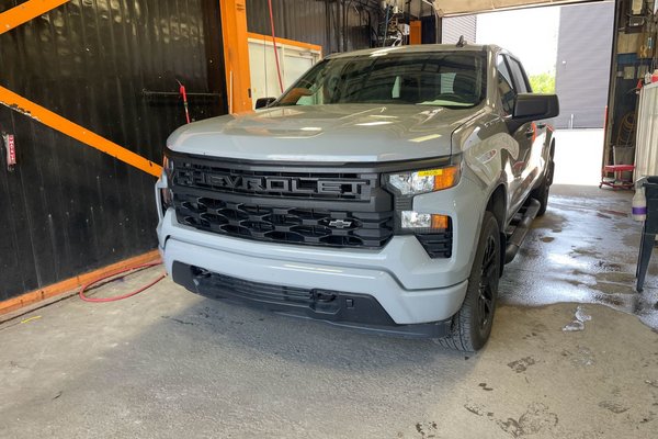 Silverado 1500 CUSTOM CREW 4X4 *BEDLINER* MULTI-FLEX CARPLAY WIFI