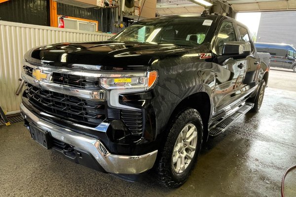 Silverado 1500 LT Z71 CREW V8 4X4 *CAMERA 360* SIEGES CHAUF *NAV