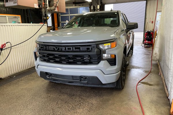 Silverado 1500 CUSTOM CREW 4X4 *BEDLINER* CARPLAY FREINS REMORQ