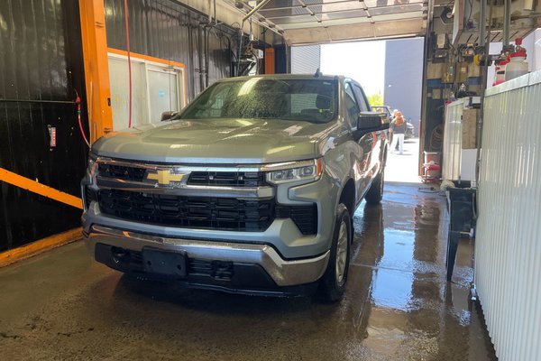 Silverado 1500 LT CREW 4X4 V8 *NAV* SIÈGES / VOLANT CHAUF CARPLAY