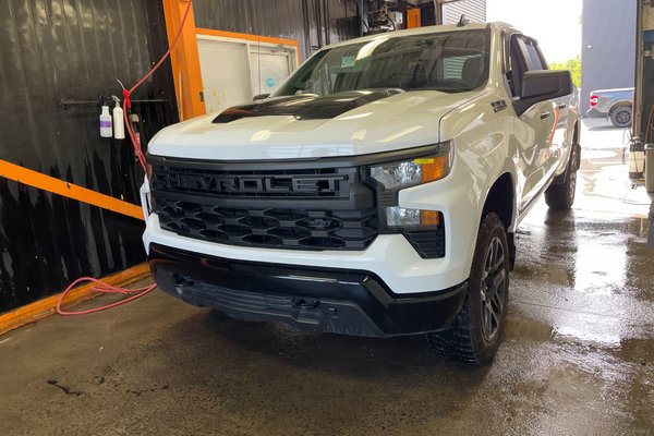 Silverado 1500 CUSTOM TRAIL BOSS CREW 4X4 V8 *GR. NOIRCI* CARPLAY