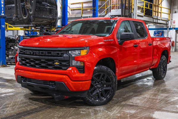 Silverado 1500 Custom