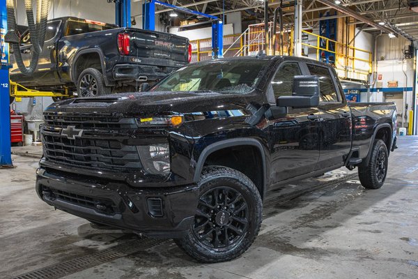 SILVERADO 2500 HD CUSTOM