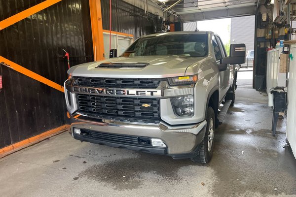 Silverado 2500HD LT 4X4 *BOITE 8 PI* SIÈGES CHAUFF BEDLINER CARPLAY