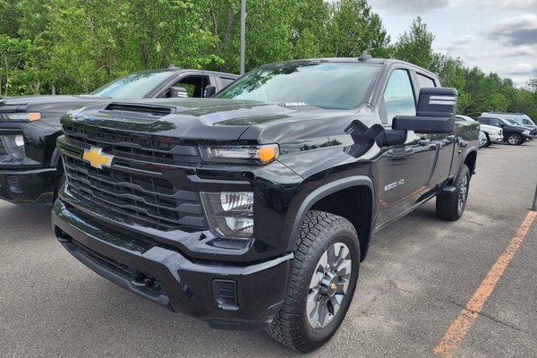 Silverado 2500HD CUSTOM CREW 4X4 6.6L *GR REMORQ* CARPLAY BEDLINER