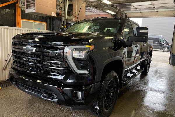 Silverado 2500HD LT Z71 CREW 4X4 *DIESEL* SIEGES CHAUF *GR. REMORQ
