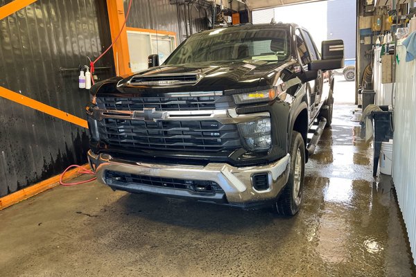 Silverado 2500HD LT Z71 CREW 4X4 DIESEL *BOITE 8 PI* BEDLINER