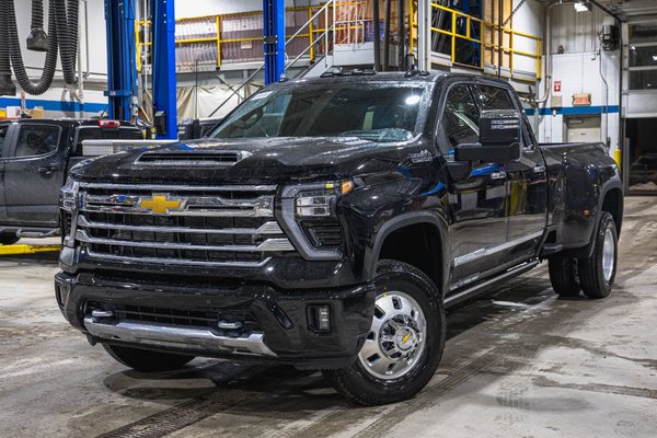 Silverado 3500 HD HIGH COUNTRY DRW