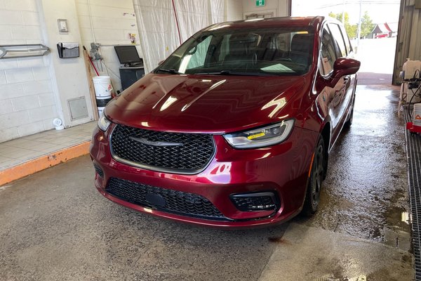 Pacifica Hybrid LIMITED *TOIT* NAV CUIR SIÈGES VENT KARDON CARPLAY