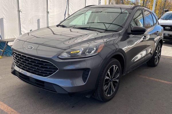 Escape SE AWD *TOIT* SIÈGES / VOLANT CHAUFF CARPLAY USB