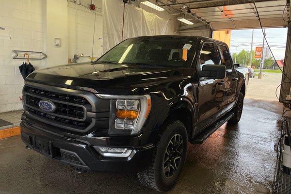 F-150 XLT CREW 4X4 302A *TOIT* NAV SIÈGES CHAUFF CARPLAY