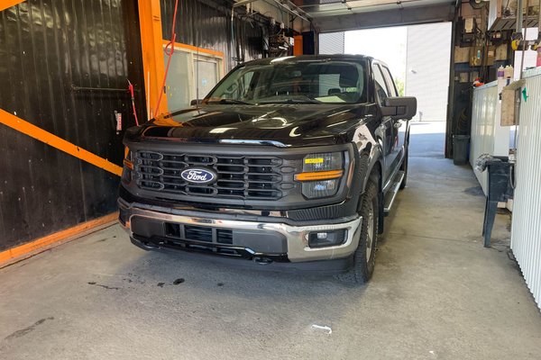 F-150 XLT CREW 4X4 *3.5L ECOBOOST* NAV *CAM 360*CARPLAY