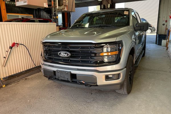 F-150 XLT HYBRID CREW 4X4 303A *3.5L ECOBOOST NAV CAM360