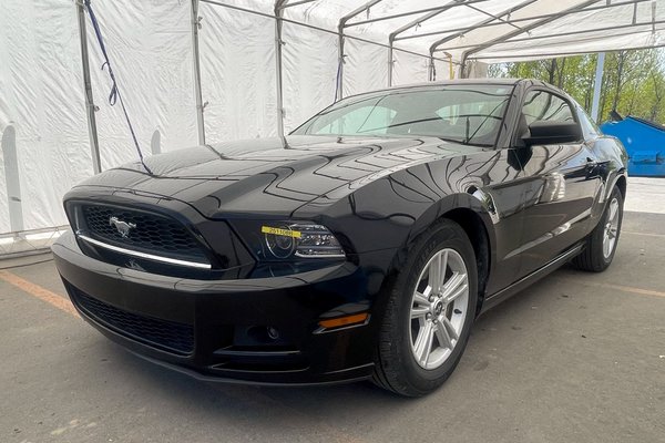 Mustang V6 COUPE *AUTOMATIQUE* A/C REGUL VITESSE *BAS KM*