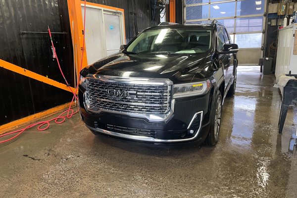 Acadia DENALI AWD *TOIT* NAV CUIR SIÈGES VENT ULTIMATE PK