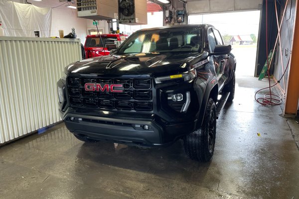 Canyon ELEVATION CREW 4X4 *SIÈGES CHAUF* BEDLINER CARPLAY