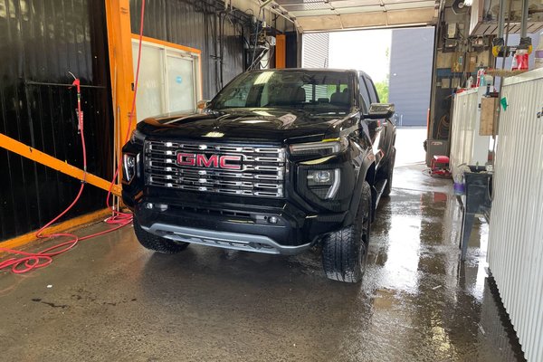 Canyon DENALI BLACK EDITION CREW 4X4 *TOIT* SIÈGES VENT