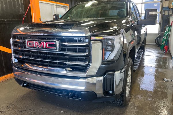 Sierra 2500HD SLE CREW 4X4 DIESEL *BOITE 8 PI* NAV *PNBV 9900*