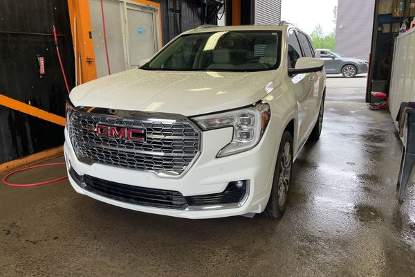 Terrain DENALI AWD *TOIT* NAV CUIR SIÈGES VENTIL BOSE HUD