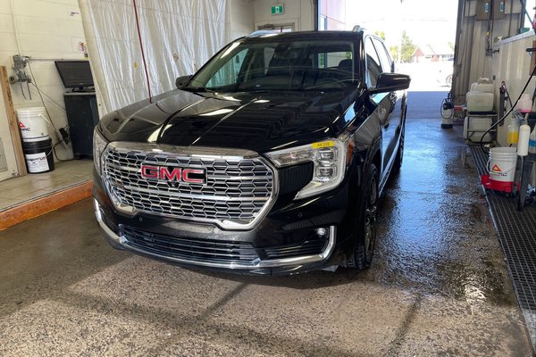 Terrain DENALI BLACK DIAMOND AWD *TOIT SIEGES VENT CAM 360