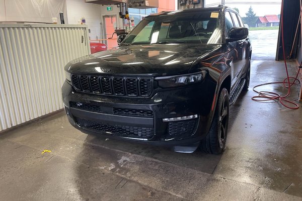 Grand Cherokee L LIMITED 4X4 *TOIT* NAV SIÈGES VENT CAM360 REG ADAP