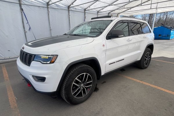 Grand Cherokee TRAILHAWK 4X4 *TOIT* SIÈGES VENT GR REMORQ ALERTES