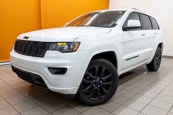 Grand Cherokee ALTITUDE 4X4 *TOIT* NAV *SIEGES CHAUF* GR. REMORQ