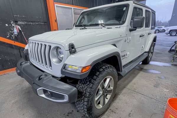 Wrangler Unlimited SAHARA 4X4 V6 *2 TOITS* GR REMORQ SIÈGES CHAUFF