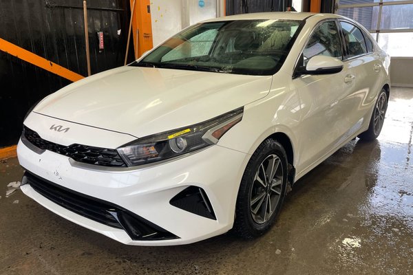 Forte EX AUTO *SIÈGES / VOLANT CHAUFF* CARPLAY ALERTES