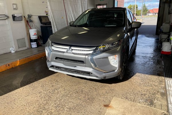 Eclipse Cross ES AWD *SIÈGES CHAUF* CARPLAY BLUETOOTH CAMERA USB