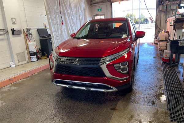 Eclipse Cross SE AWD *SIÈGES / VOLANT CHAUF* HAYON ELECT ALERTES