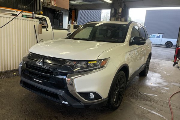 Outlander ES AWD *TOIT* 7 PLACES SIÈGES CHAUFF CARPLAY USB