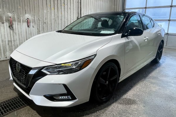 Sentra SR *TOIT* SIÈGES / VOLANT CHAUFF CARPLAY REG ADAPT