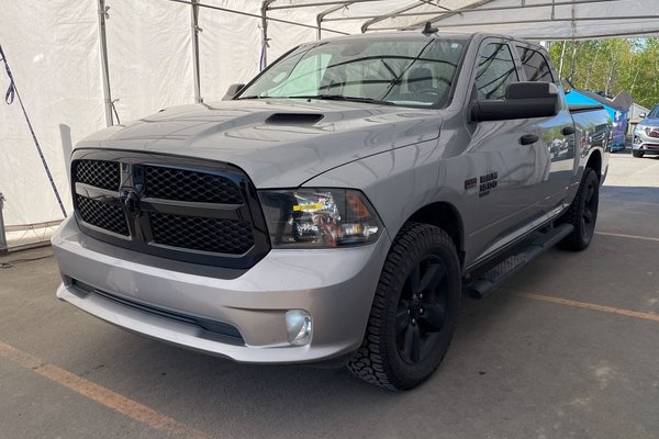 1500 Classic NIGHT EDITION CREW V8 4X4 *SIEGES CHAUF* CARPLAY