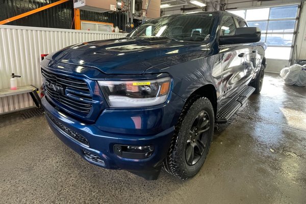 1500 SPORT CREW 4X4 V8 *LEVEL 2* NAV 12 PO* SIÈGES VENT