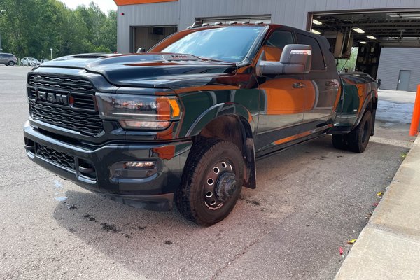 3500 LIMITED NIGHT 4X4 DIESEL DRW *TOIT NAV SIÈGES VENT