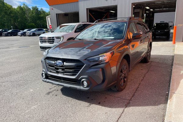 Outback ONYX AWD *TOIT* EYESIGHT SIÈGES CHAUF REG ADAPT