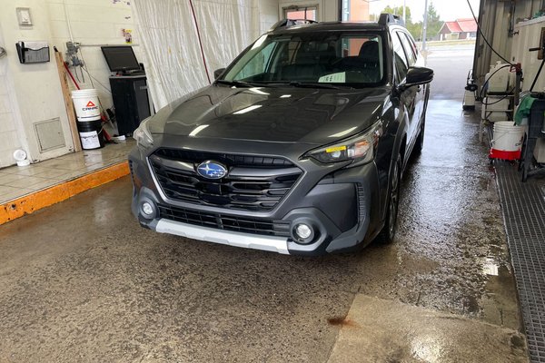 Outback LIMITED AWD *TOIT* NAV CUIR SIÈGES CHAUFF EYESIGHT