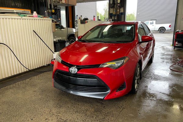 Corolla LE AUTO *SIÈGES CHAUFF* REG ADAPT BLUETOOTH USB