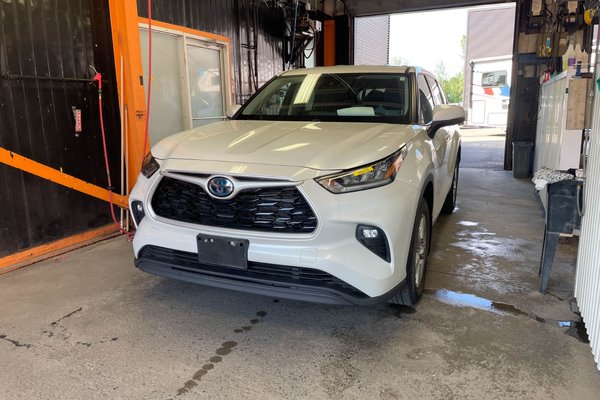 Highlander HYBRID LE AWD *SIÈGES CHAUFF* REG ADAPT HAYON ELEC