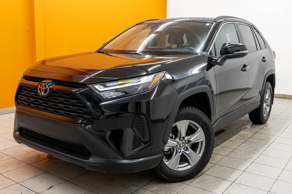 RAV4 XLE AWD *TOIT* SIÈGES CHAUFF REG ADAPT HAYON ELECT