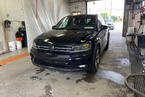 Tiguan HIGHLINE 4MOTION *TOIT* NAV CUIR SIÈGES CHAUFF