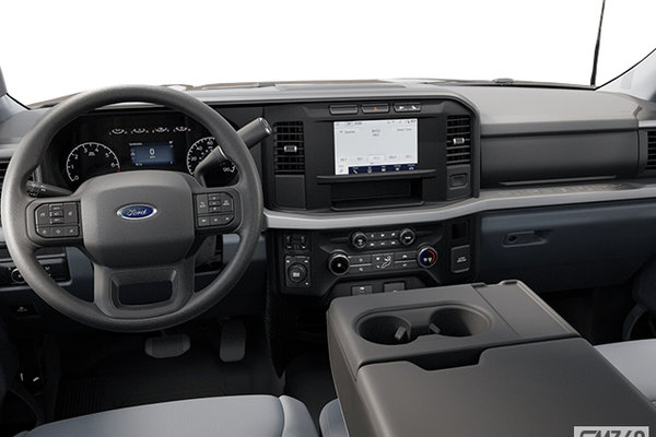 Ford Super Duty F-350 DRW Chassîs-cabine XLT 2023 - photo 2