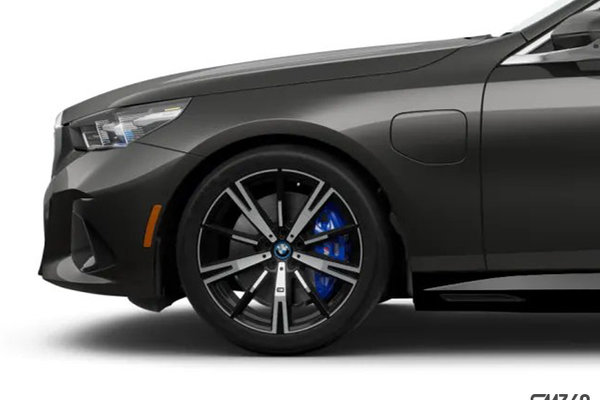BMW 5-Series PHEV 550e xDrive 2025 - photo 4