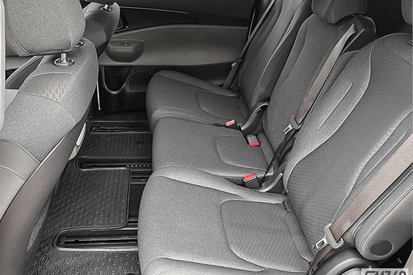 Kia Carnival HEV LX 2027 - photo 4