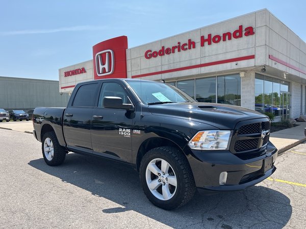 RAM 1500 Classic Crew Cab 4x4 (DS)