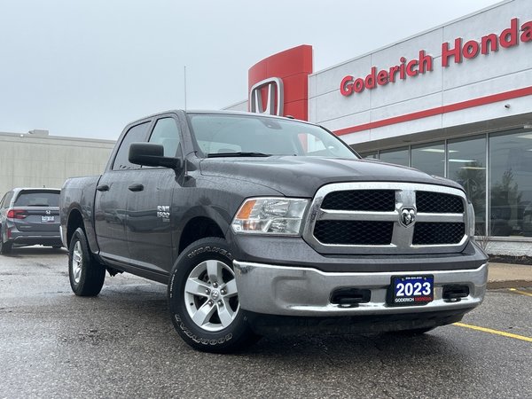 RAM 1500 Classic Crew Cab 4x4 (DS)